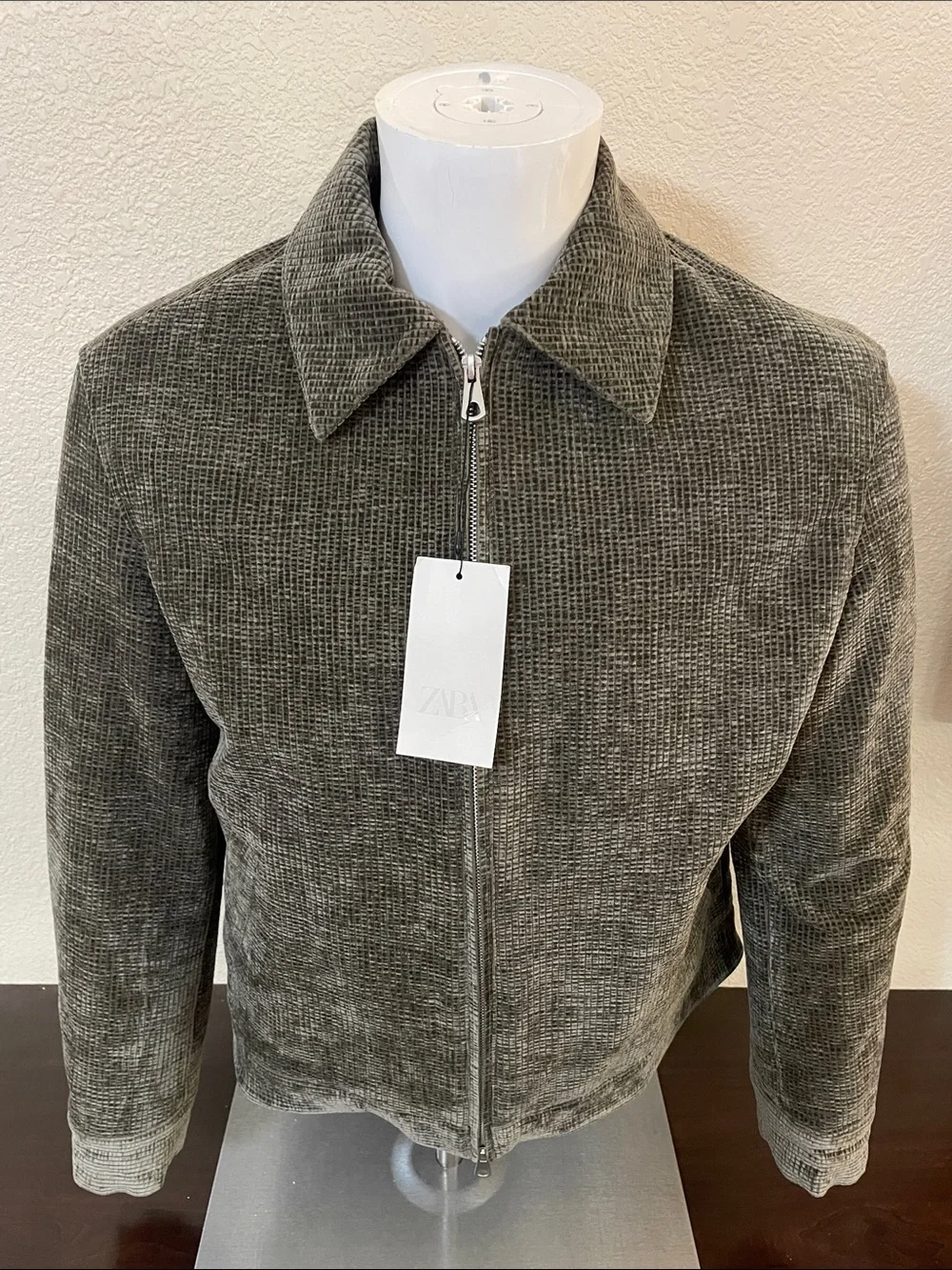 Zara Men's Olive Corduroy Zip Bomber Jacket
